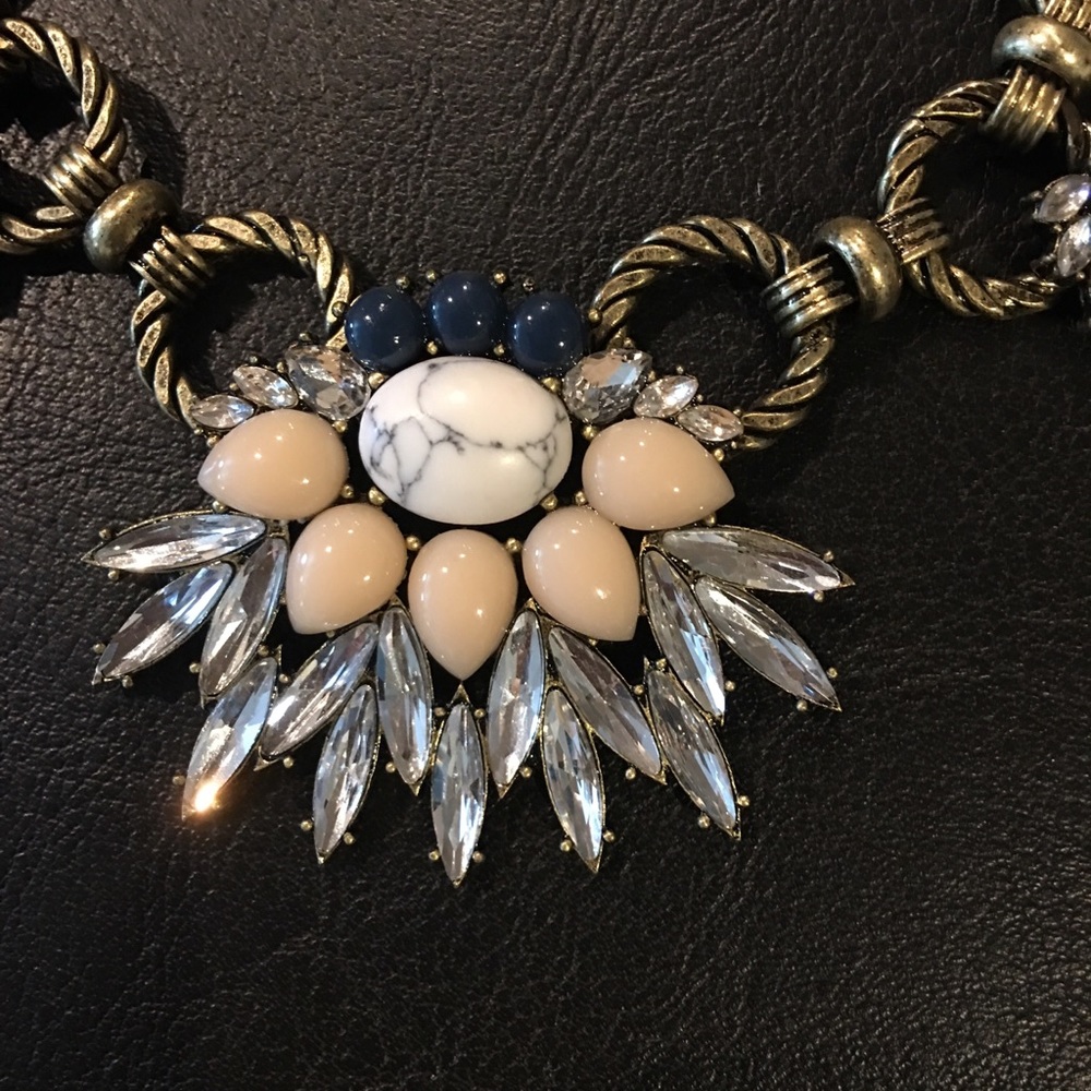 Chloe + Isabel statement necklace